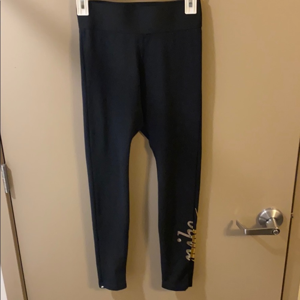 Nike elastic waistband leggings S